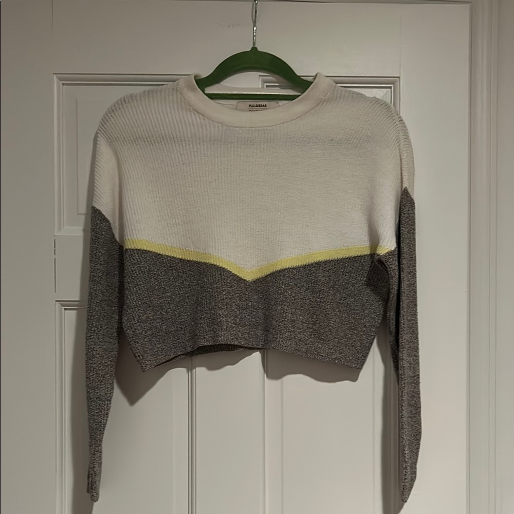 PULL & BEAR Color Block Sweater